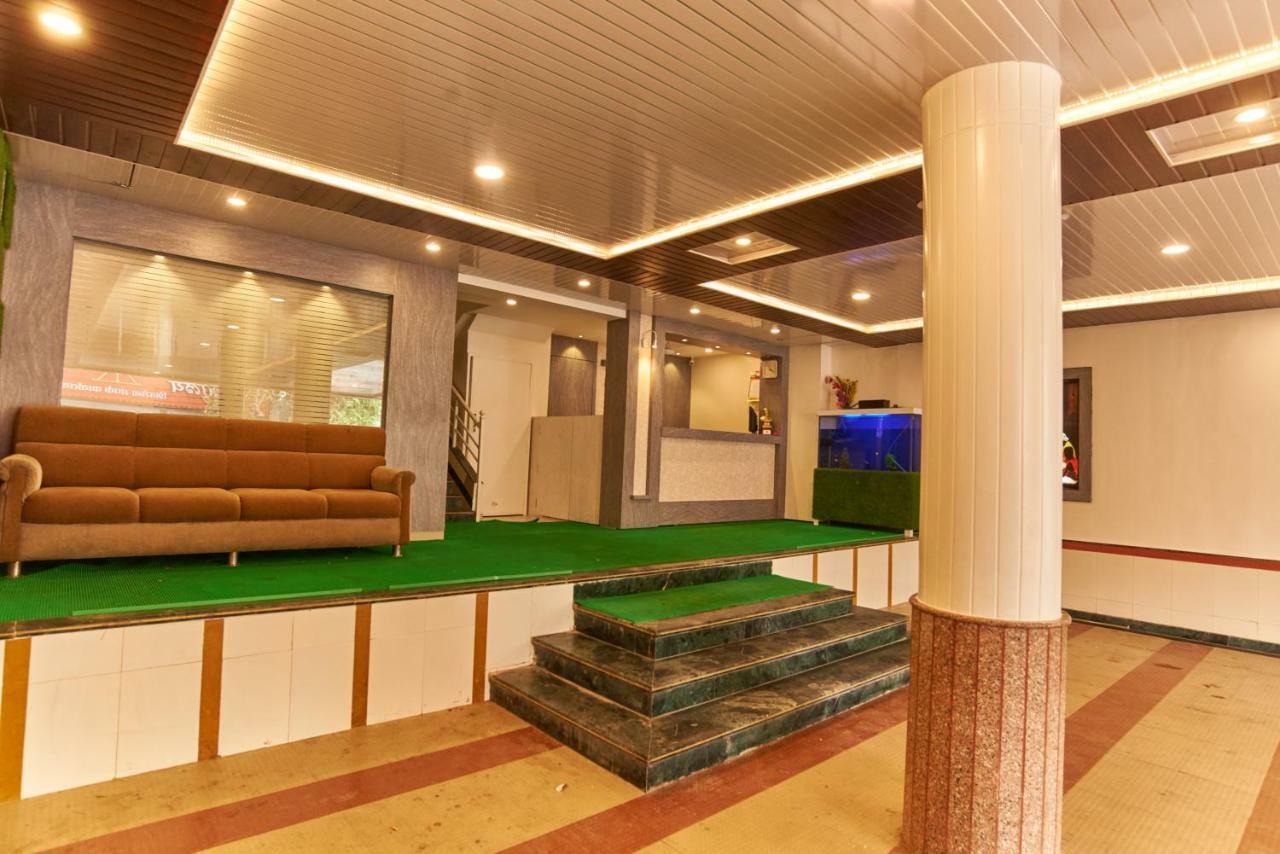 Hotel Disha Palace Širdi Exteriér fotografie