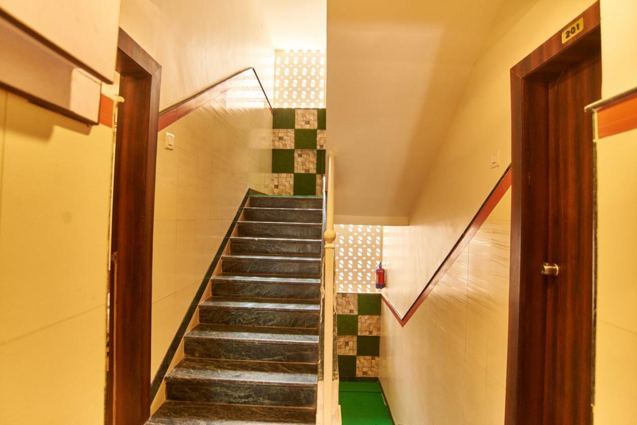 Hotel Disha Palace Širdi Exteriér fotografie